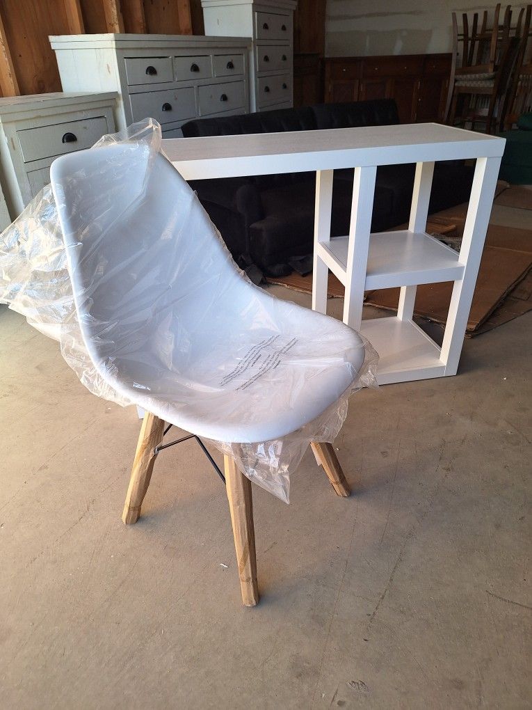 Kid's Desk 💓💓💓 $140 FIRM