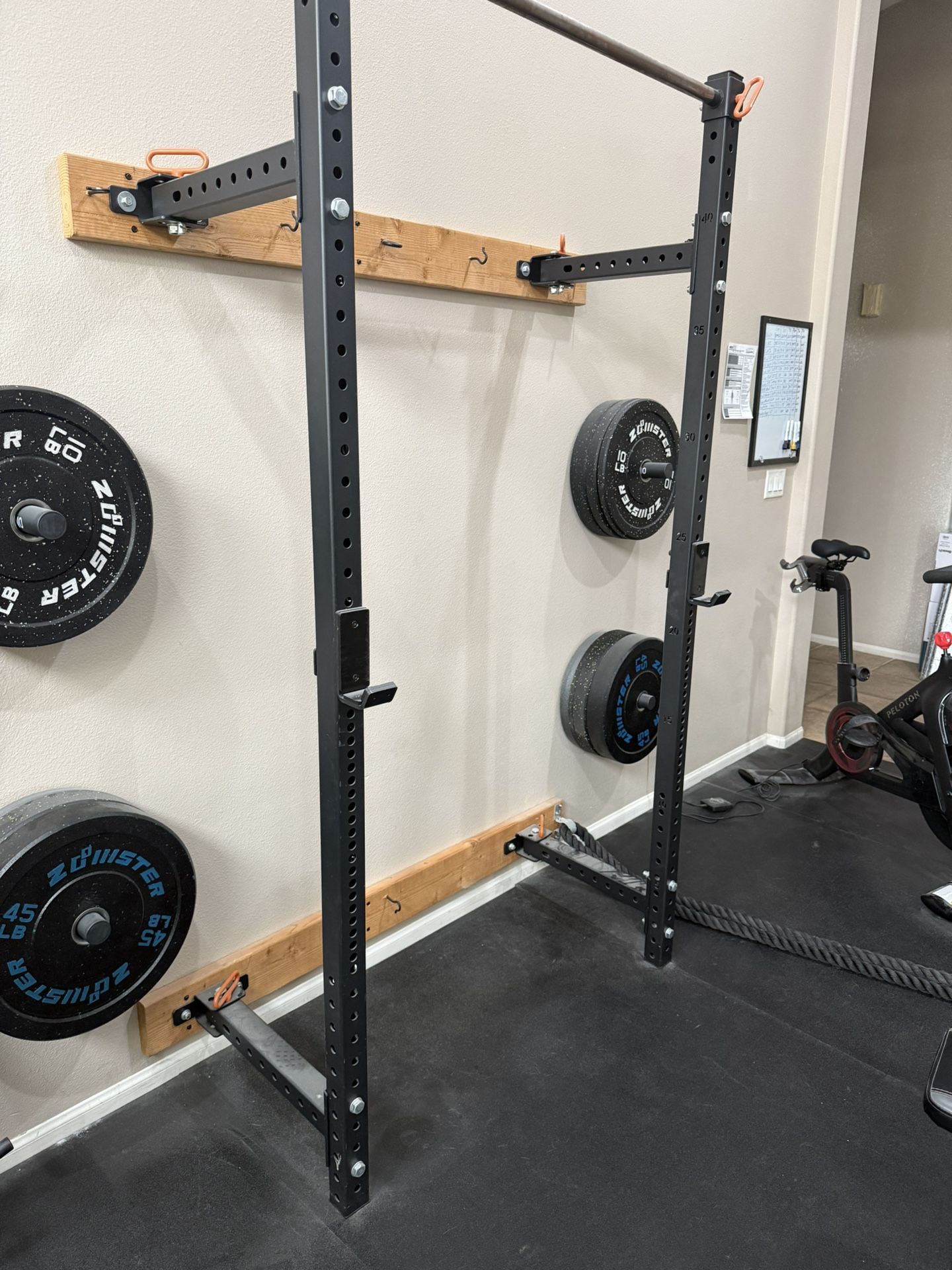 Convertible squat rack