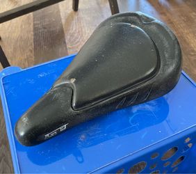 GT BMX seat