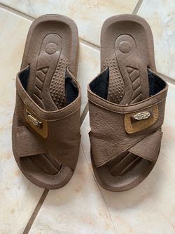 Men’s sandals