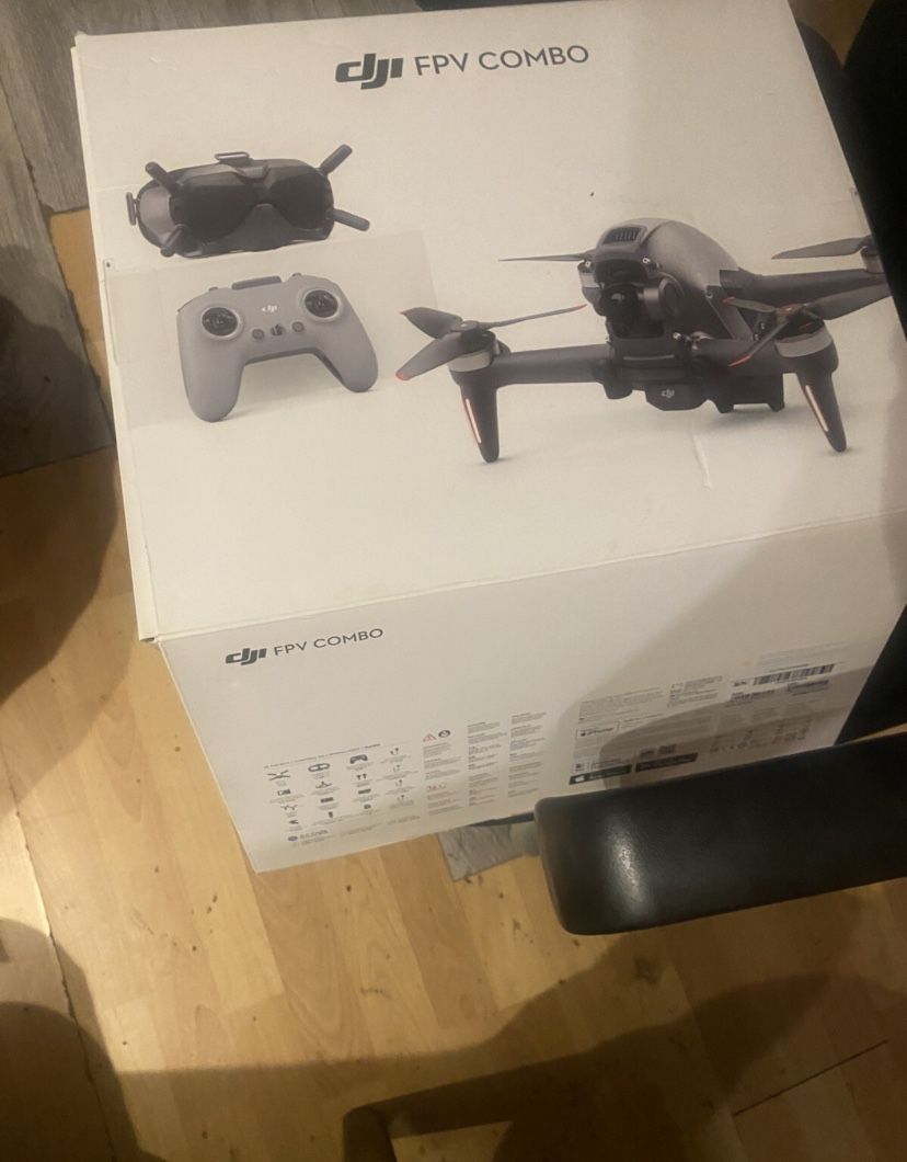 DJI FPV Drone Fly More Combo