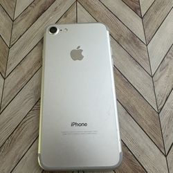 iPhone 7 (32GB) Unlocked 🔶 Liberado