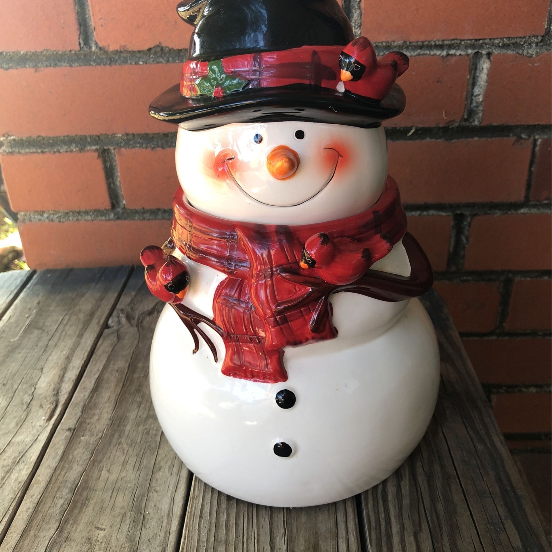 Cookie jar