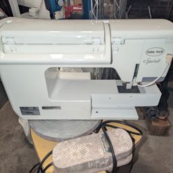 Babylock Spirit Embroidery Machine 