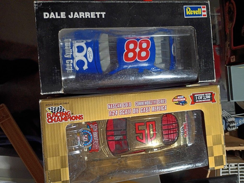 Diecast NASCAR Race Cars