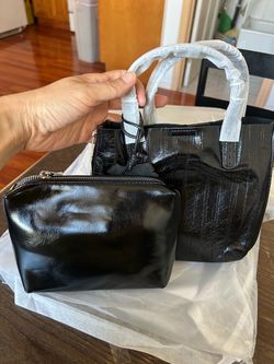 Small Black Patent pure real Leather Tote Bag with Pouch