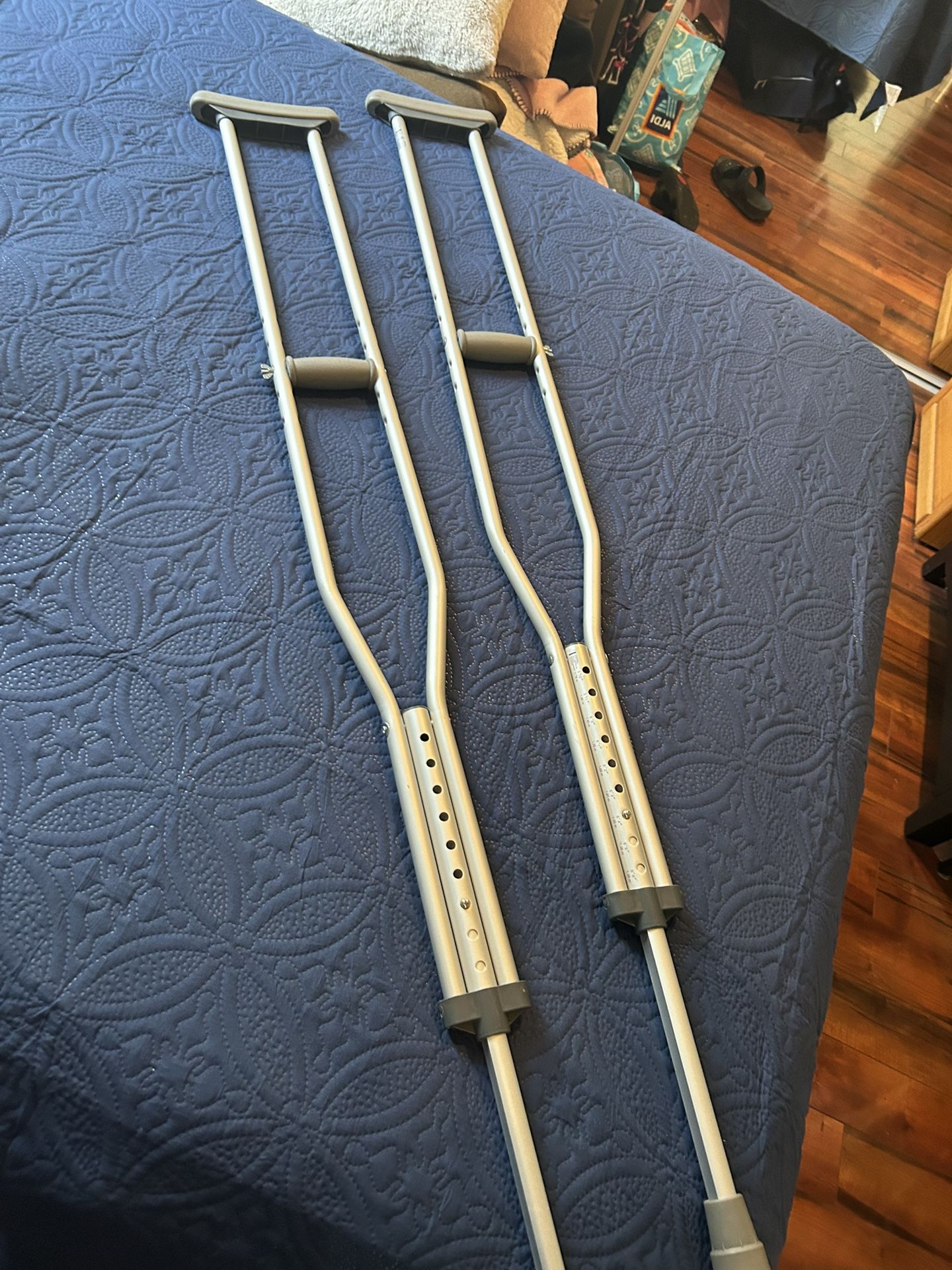 Crutches