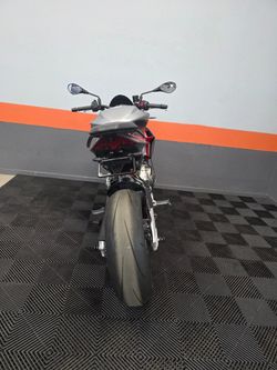 2021 Aprilia Tuono 660