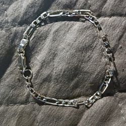 Sterling Silver 7.5in Figaro Bracelet