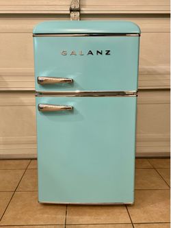 Galanz Retro Refrigerator