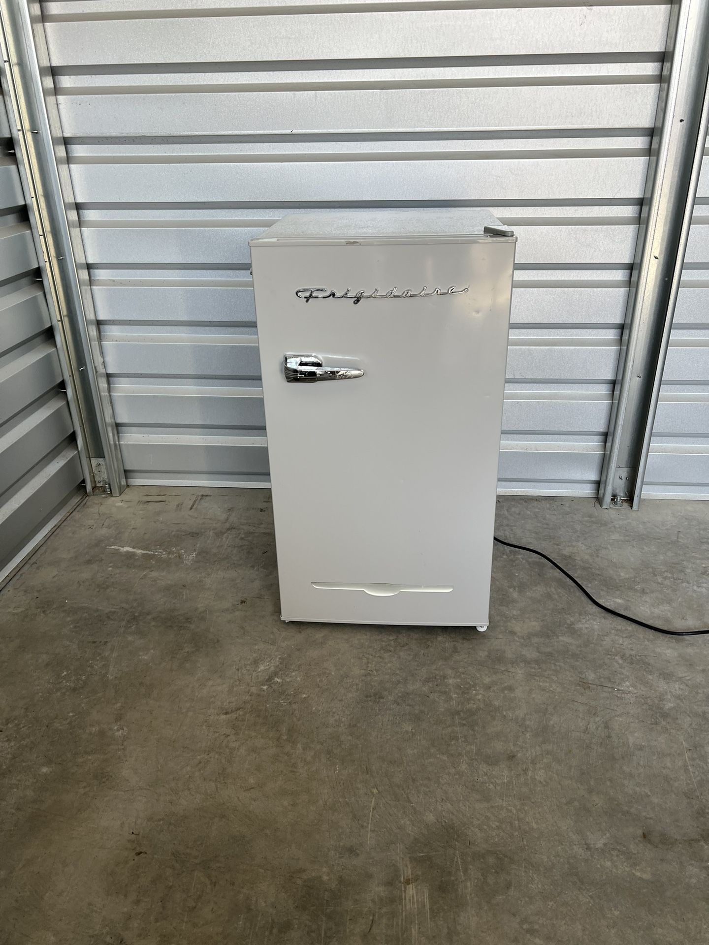 Frigidaire Mini fridge And Freezer With Side Bottle Opener
