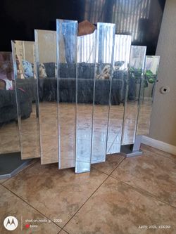 Beveled glass mirror