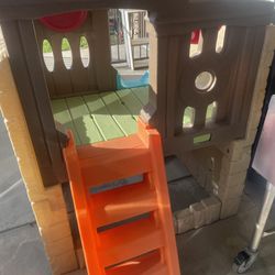 Outdoor playset