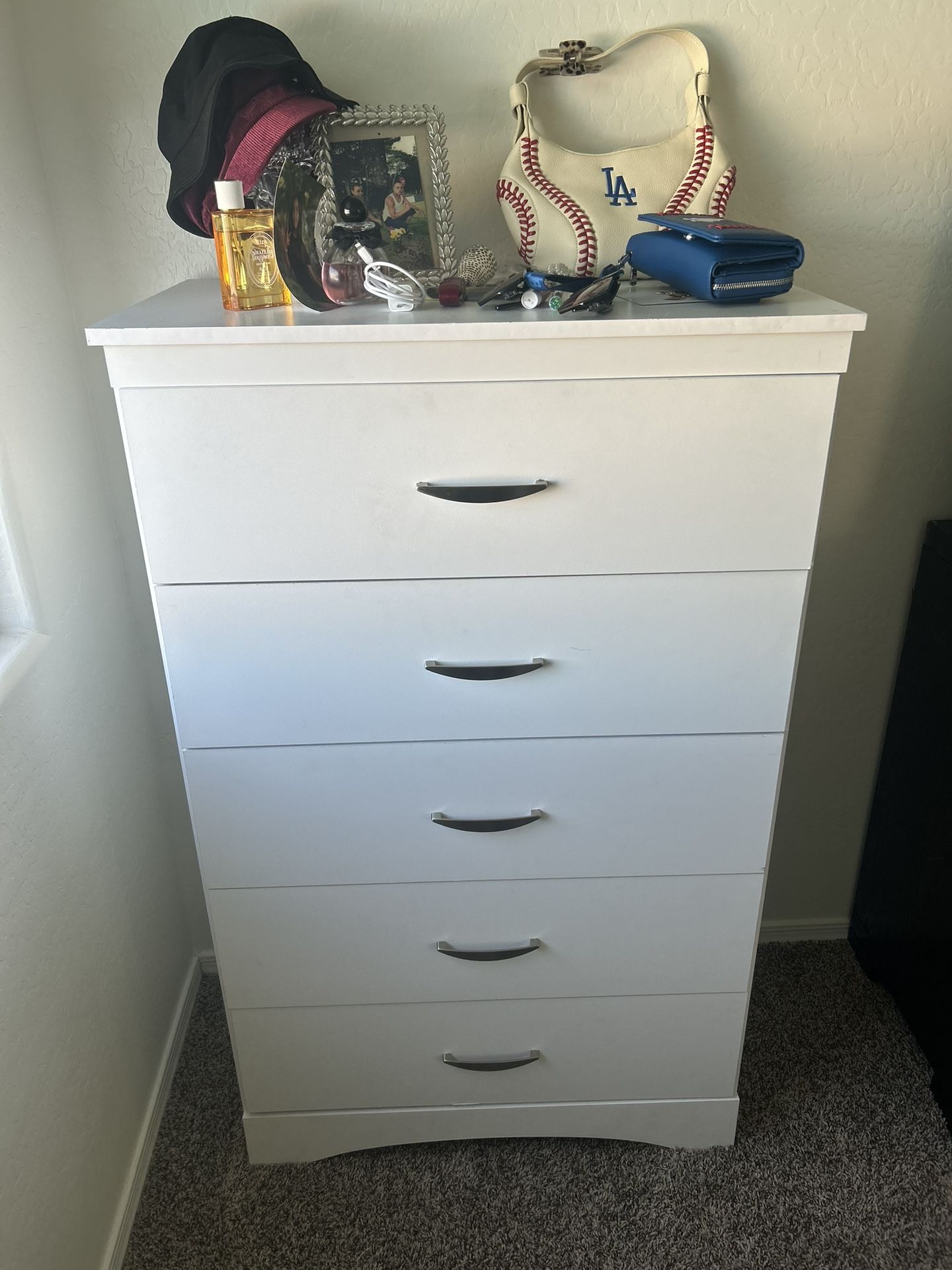 White 5 drawer Dresser