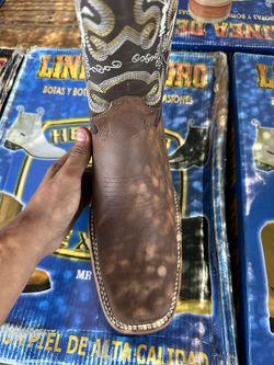 Linea De Oro Boots