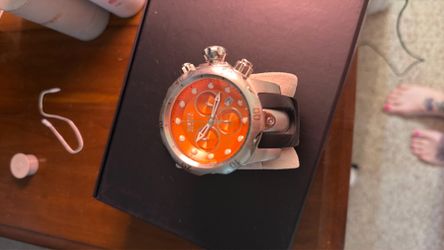 Men’s Invicta Reserve
