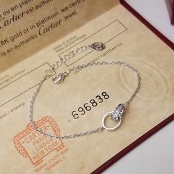 It is very suitable for daily wear. 