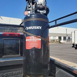 Compressor Husky 60 Gal