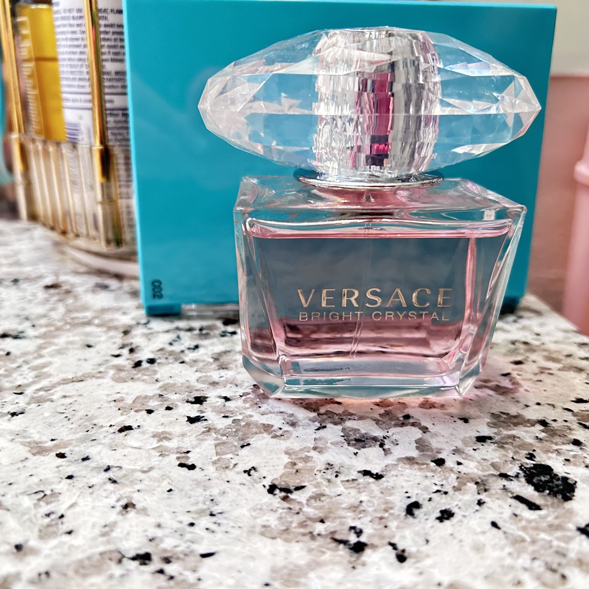 Versace Bright Crystal Perfume