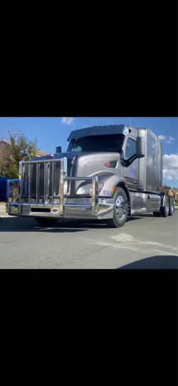 2016 Peterbilt 579 extended cab