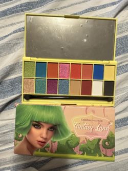Fantasy Land Eyeshadow Palette 🎨 Brand New 