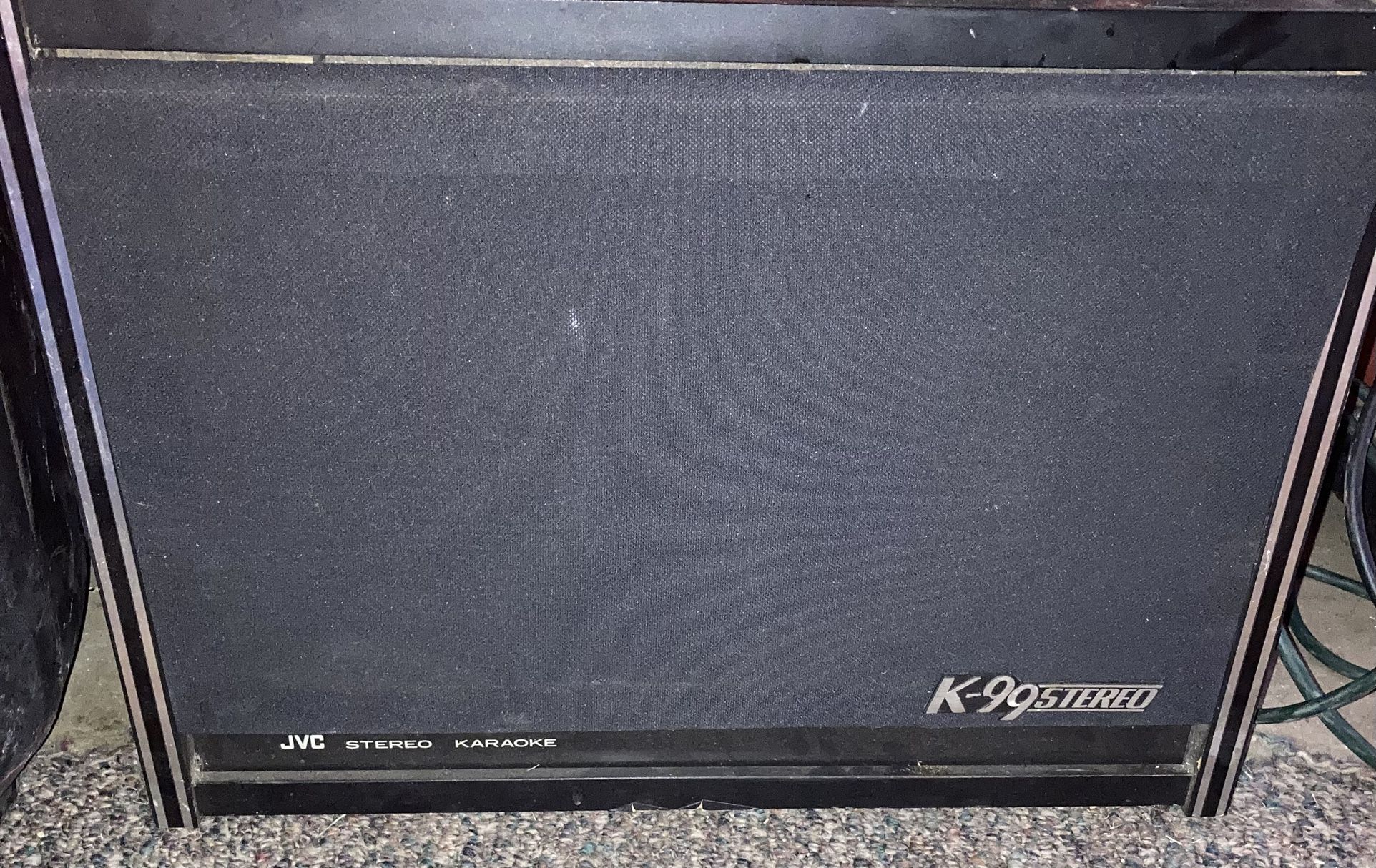 Jvc Stereo + 1 -12 Inch Kicker