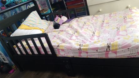 Baby bed with pull out drawers and infant mattress