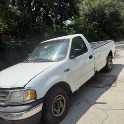 2002 Ford F-150 · XL Pickup 2D 8 ft