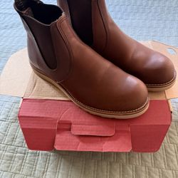 RED WING CHELSEA BOOTS 11.5 EE WIDTH