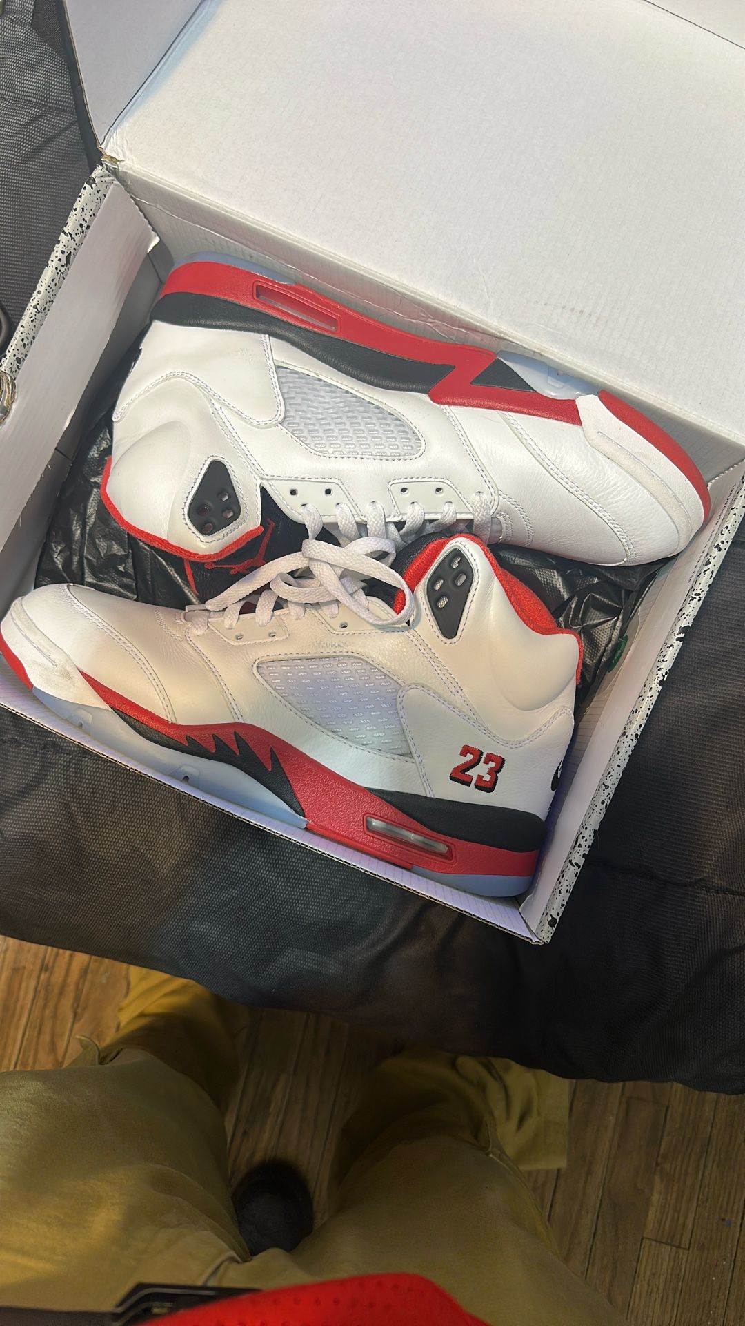Jordan 5 Fire Red Size 11