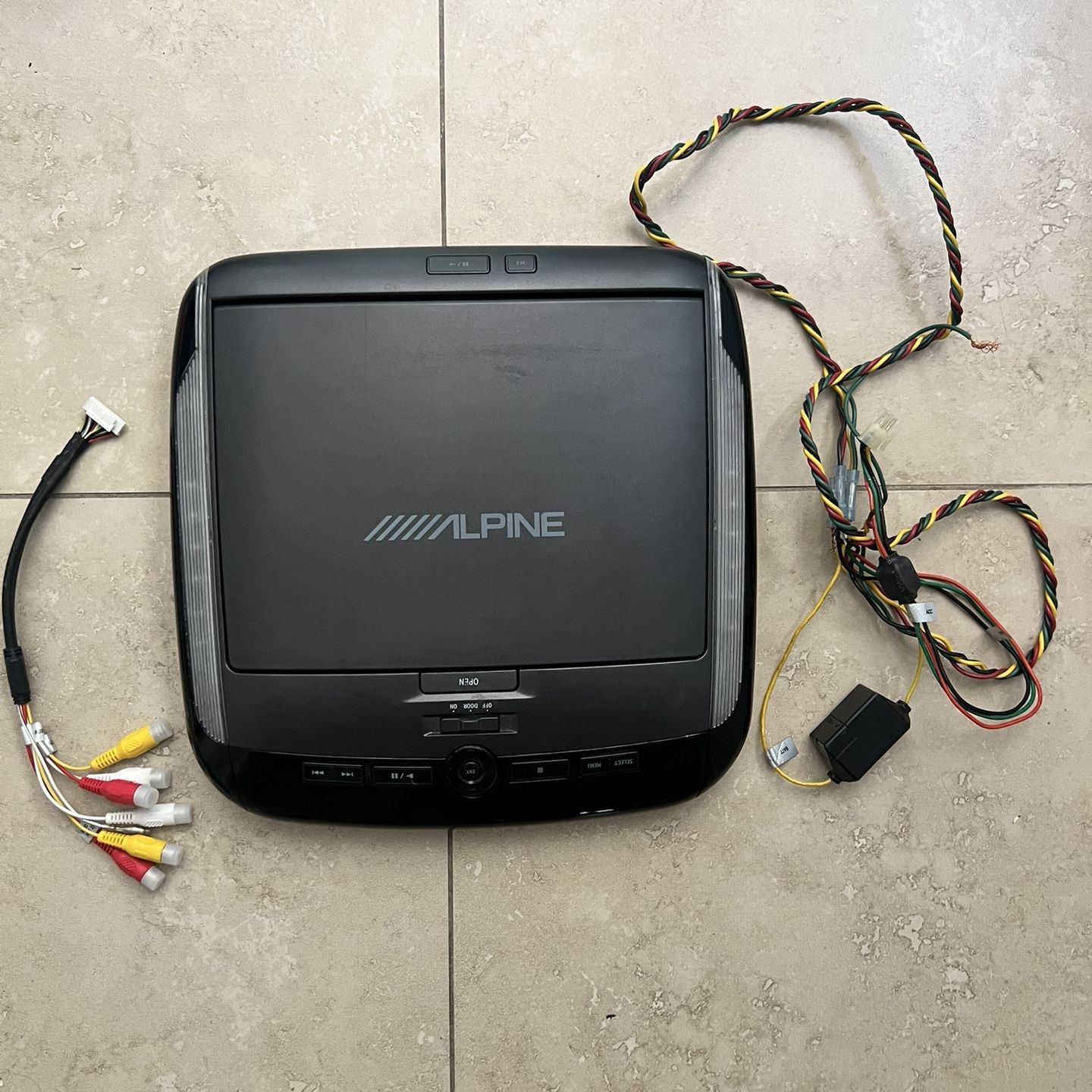Alpine Dvd Over Head Player for Sale in Cathedral City, CA