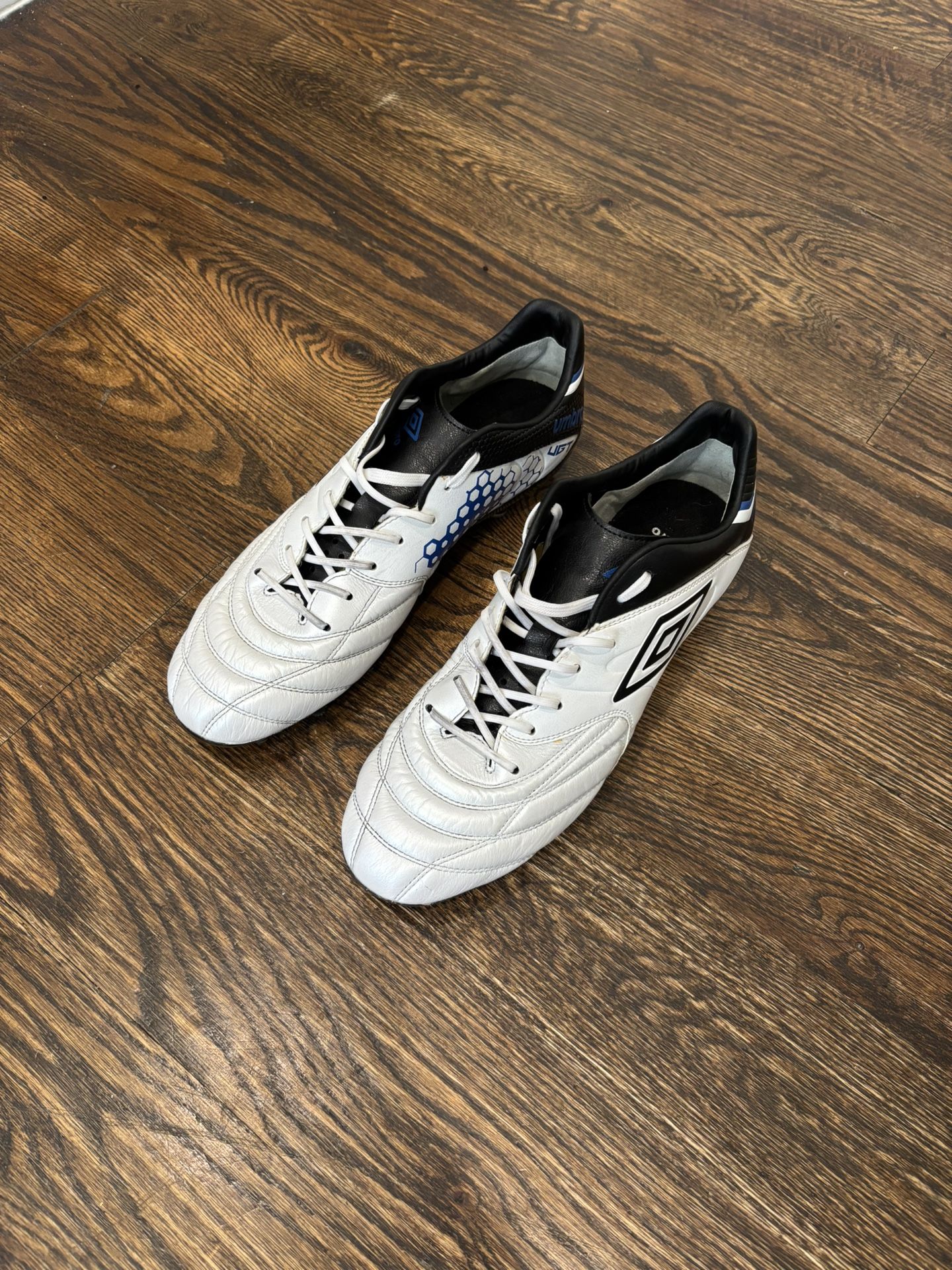 Umbro Accerator Pro HG Size 9.5
