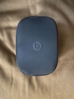 Beats Solo 4