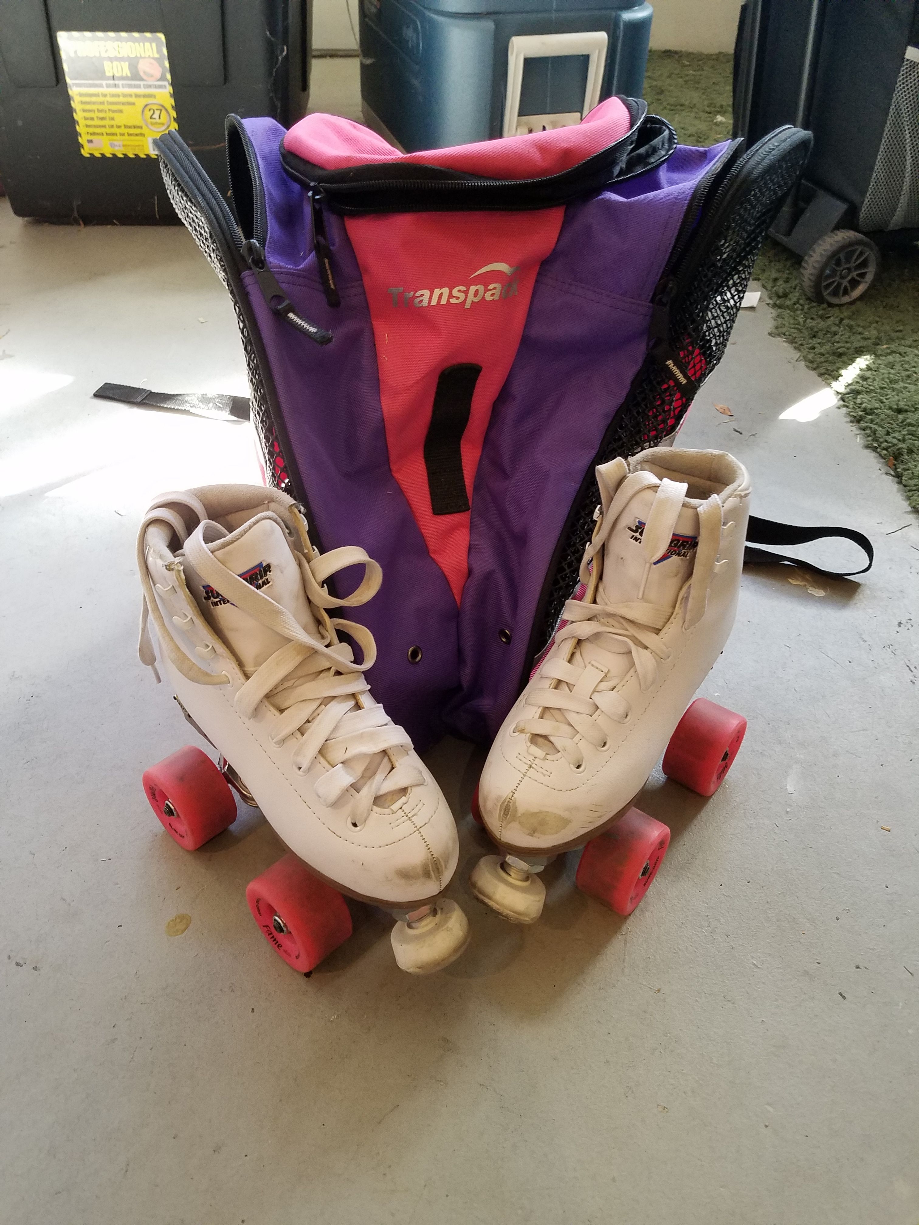 Sure grip fame kids skates with bag