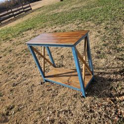 Entry / Console Table / Shelf