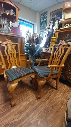 Arm chairs queen anne