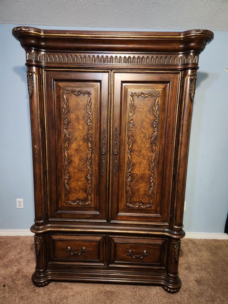 Armoire