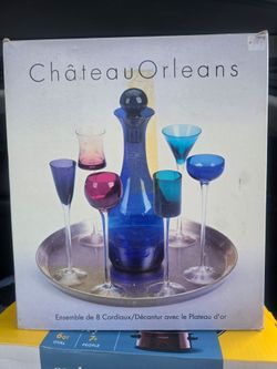 🧚♀️ NEW Château Orleans multi-colored glass cordial and decanter set with tray.