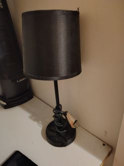 Desk lamp