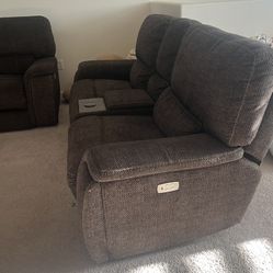 Recliner Sofas 