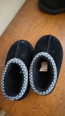 Toddler Uggs 6c