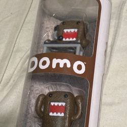 New sealed 2008 Domo-Kun Disc Jockey deejay and Domo Arms Up 2 mini figures