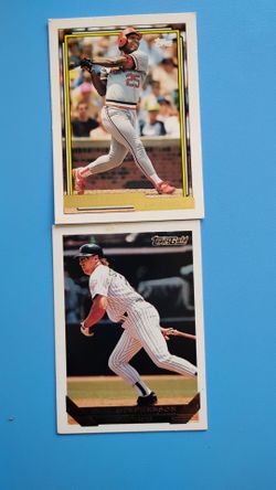 Gold Topps Baseball Cards Lot of 2