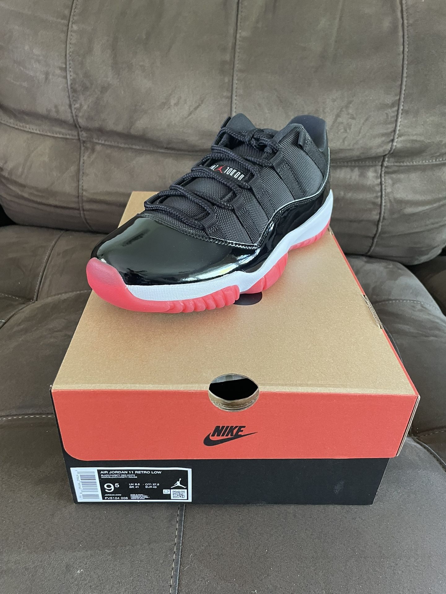 Jordan 11 Low Retro Bred (2025)