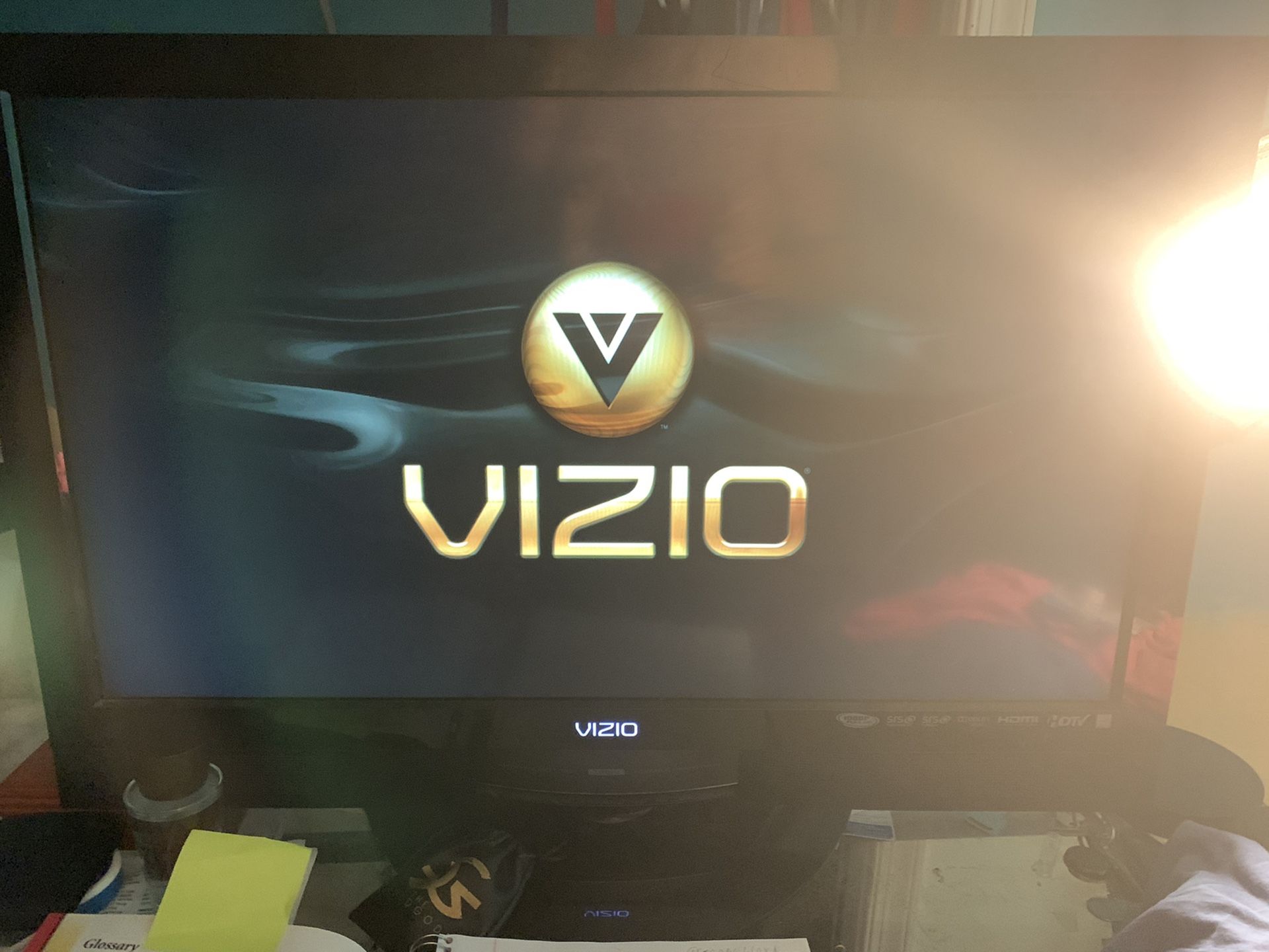 Vizio VA320M 32-Inch Total HD 1080p LCD HIGH DEFINITION TV