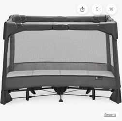 4moms Breeze GO Portable Travel Play Yard Gray w/ Carry Bag & Mattress Pad