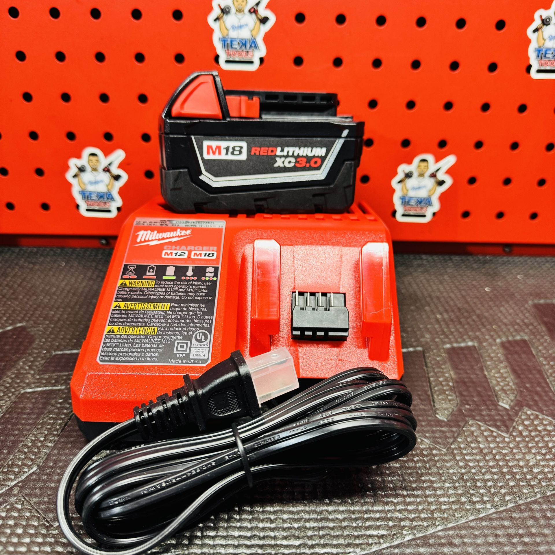 Milwaukee M18 XC Starter Kit with (1) 3.0Ah Battery and Charger