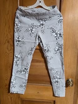 Women's Floral Striped Cropped Pants