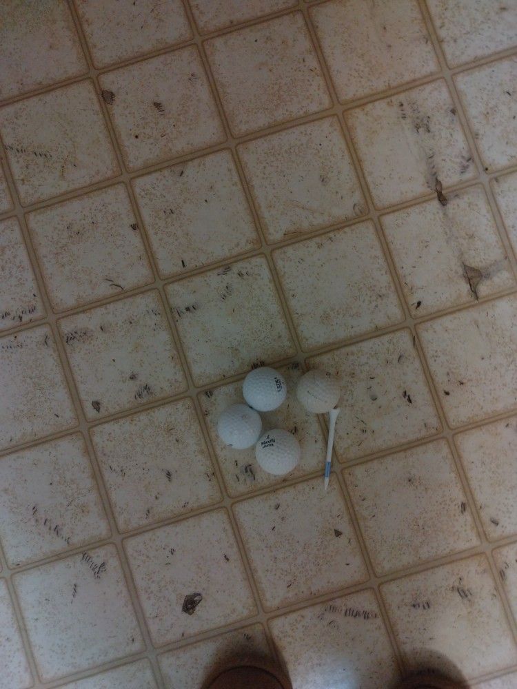 Golf Balls And Tee