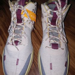 Nike Deldon Multicolor Size 13